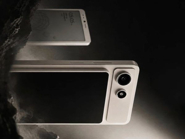 Модульный смартфон Hisense A10 получил чип Qualcomm и Android 16